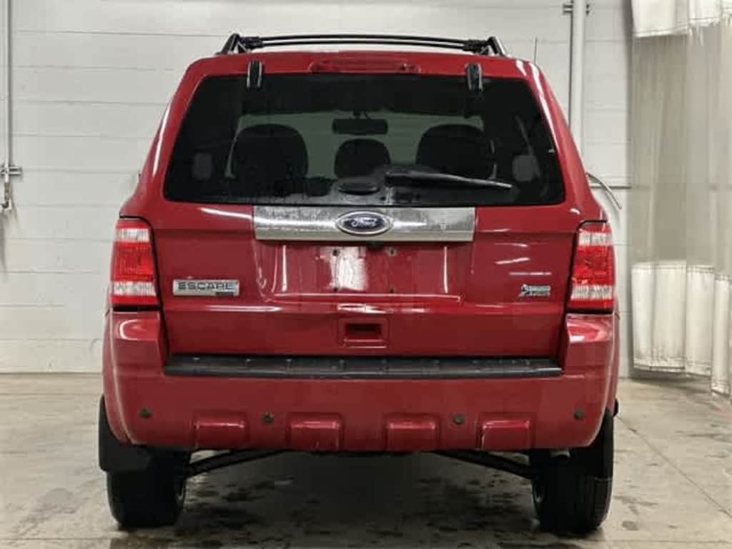 Used 2011 Ford Escape Limited SUV