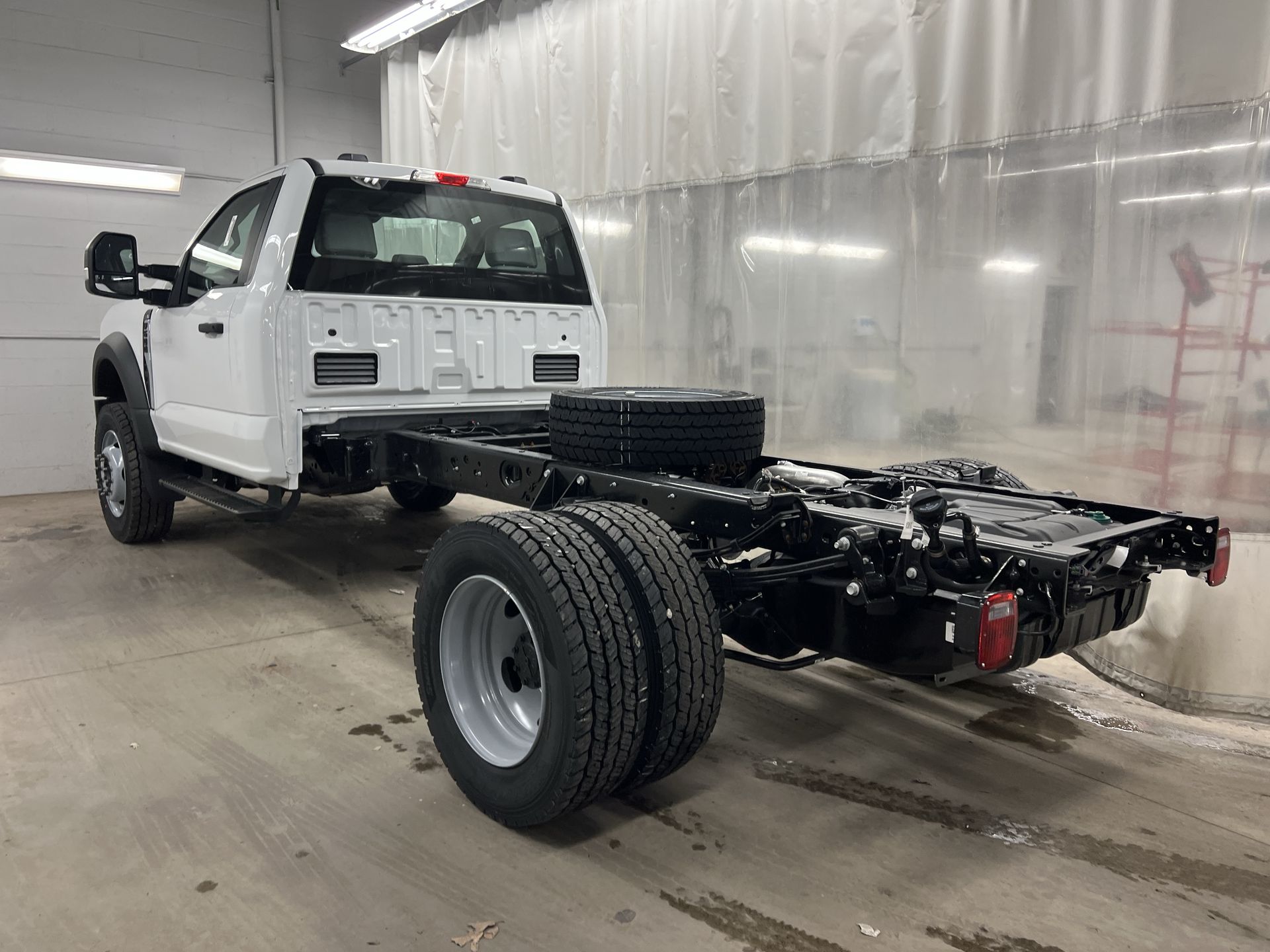 Thumbnail: 2025 Ford  - 23