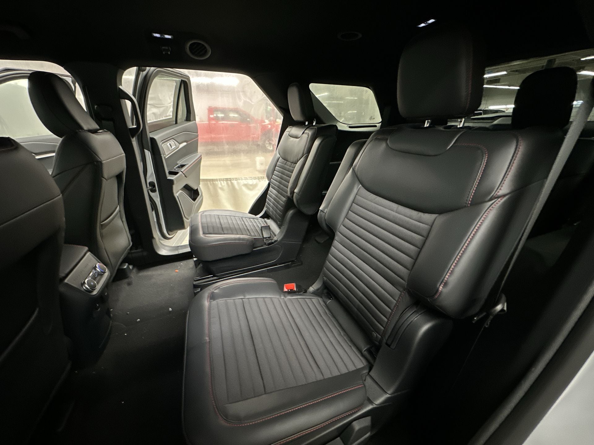 Thumbnail: 2026 Ford Explorer - 18