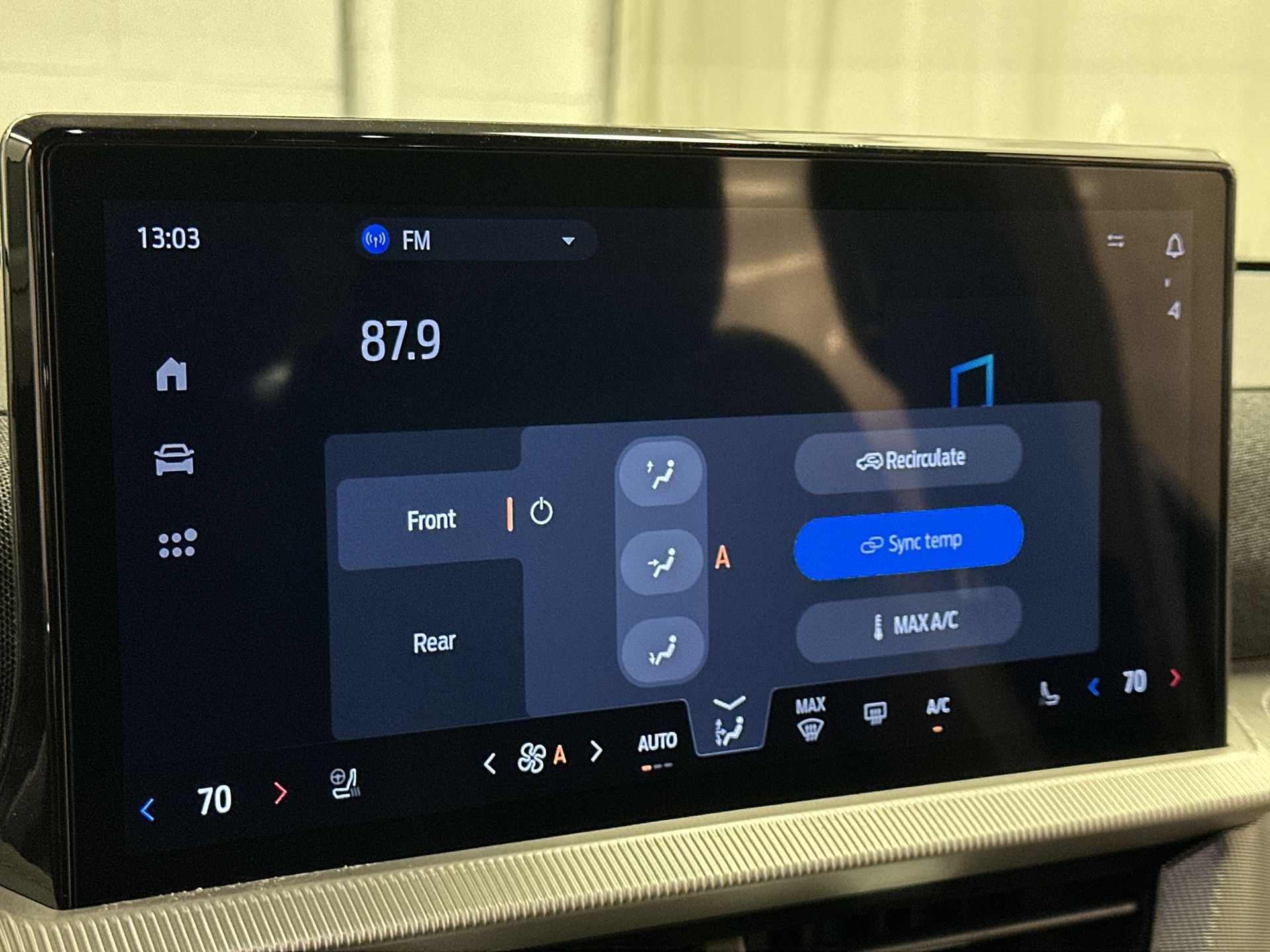 Thumbnail: 2025 Ford Explorer - 16