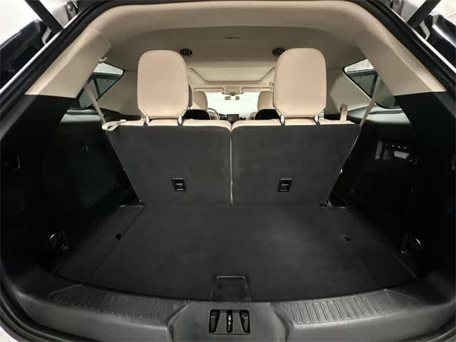 Thumbnail: 2020 Ford Explorer - 27