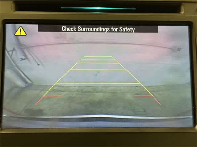 Thumbnail: 2014 Chevrolet Traverse - 11