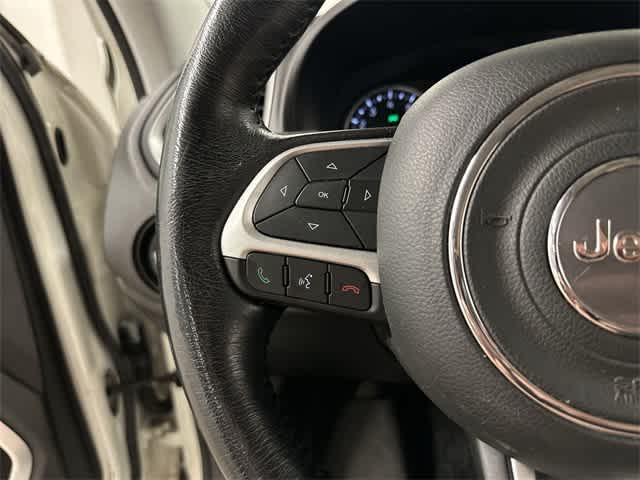Thumbnail: 2018 Jeep Renegade - 8
