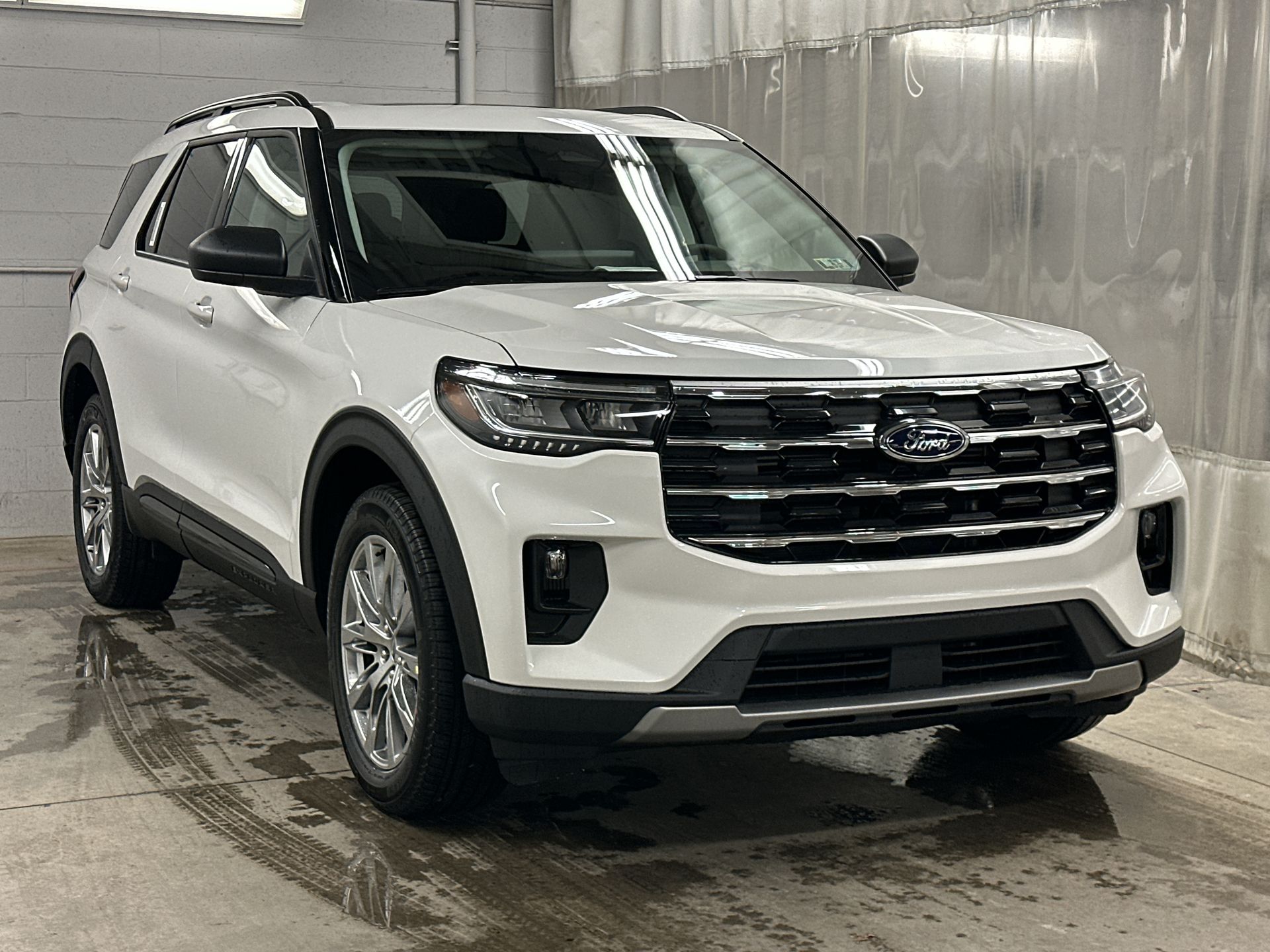 Thumbnail: 2026 Ford Explorer - 31