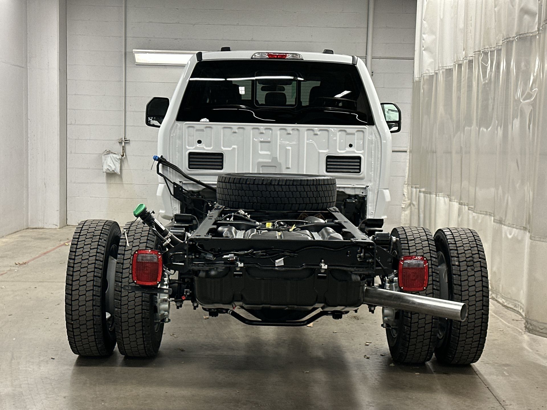 2026 Ford F-550 photo 4