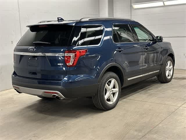 Thumbnail: 2016 Ford Explorer - 24