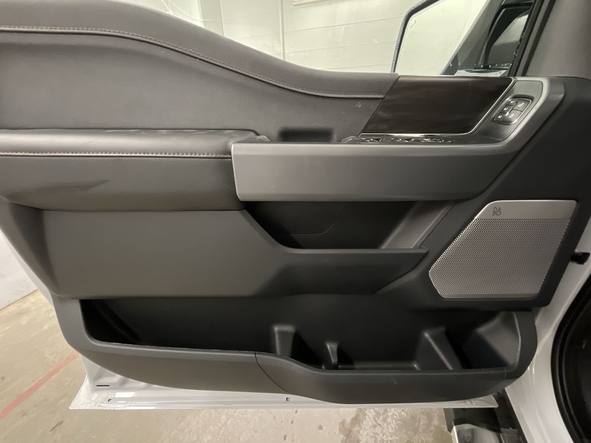 2025 Ford F-150 Lariat 18