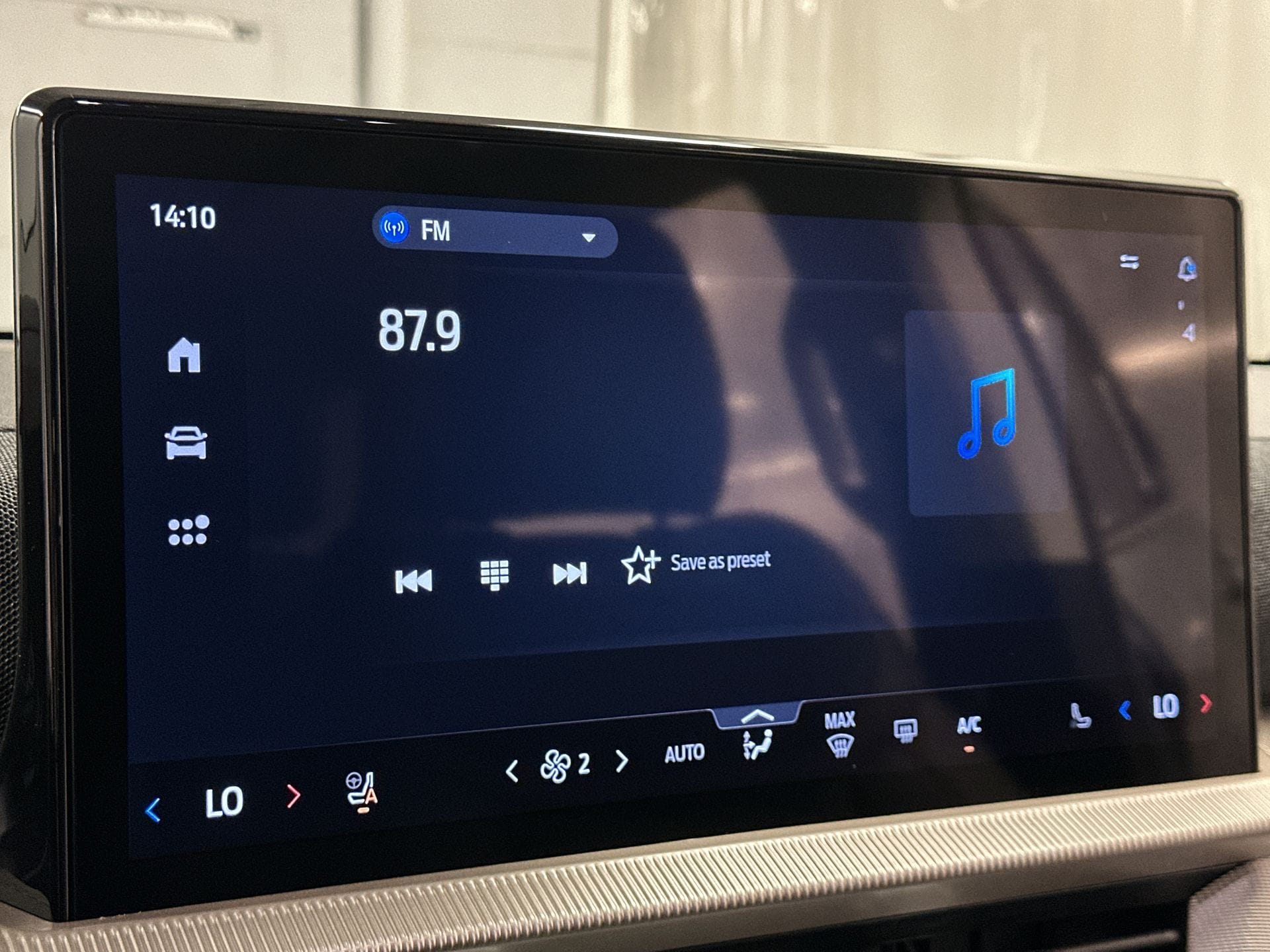 Thumbnail: 2025 Ford Explorer - 12