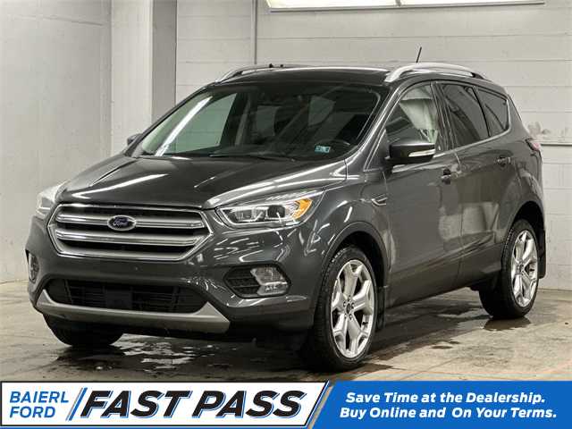 2018 Ford Escape Titanium's photo