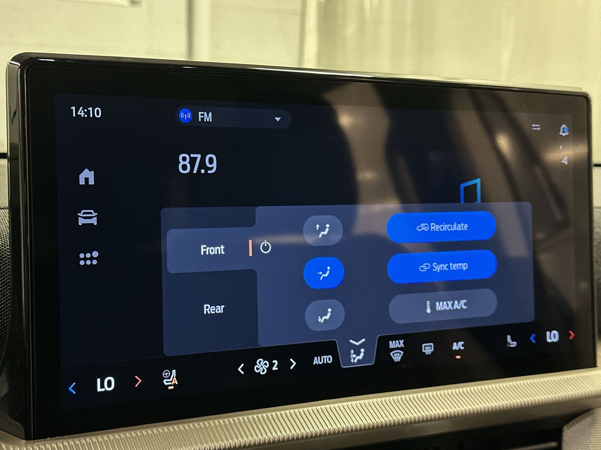 Thumbnail: 2025 Ford Explorer - 16