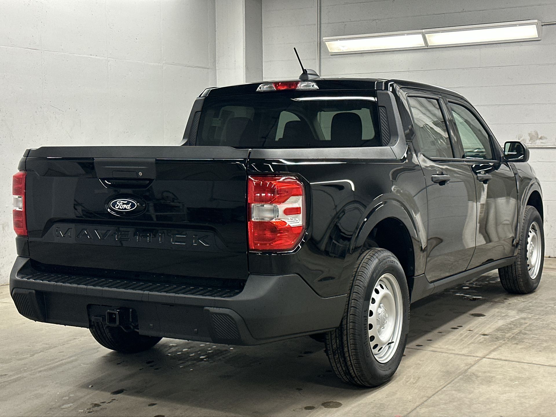 Thumbnail: 2025 Ford Maverick - 30