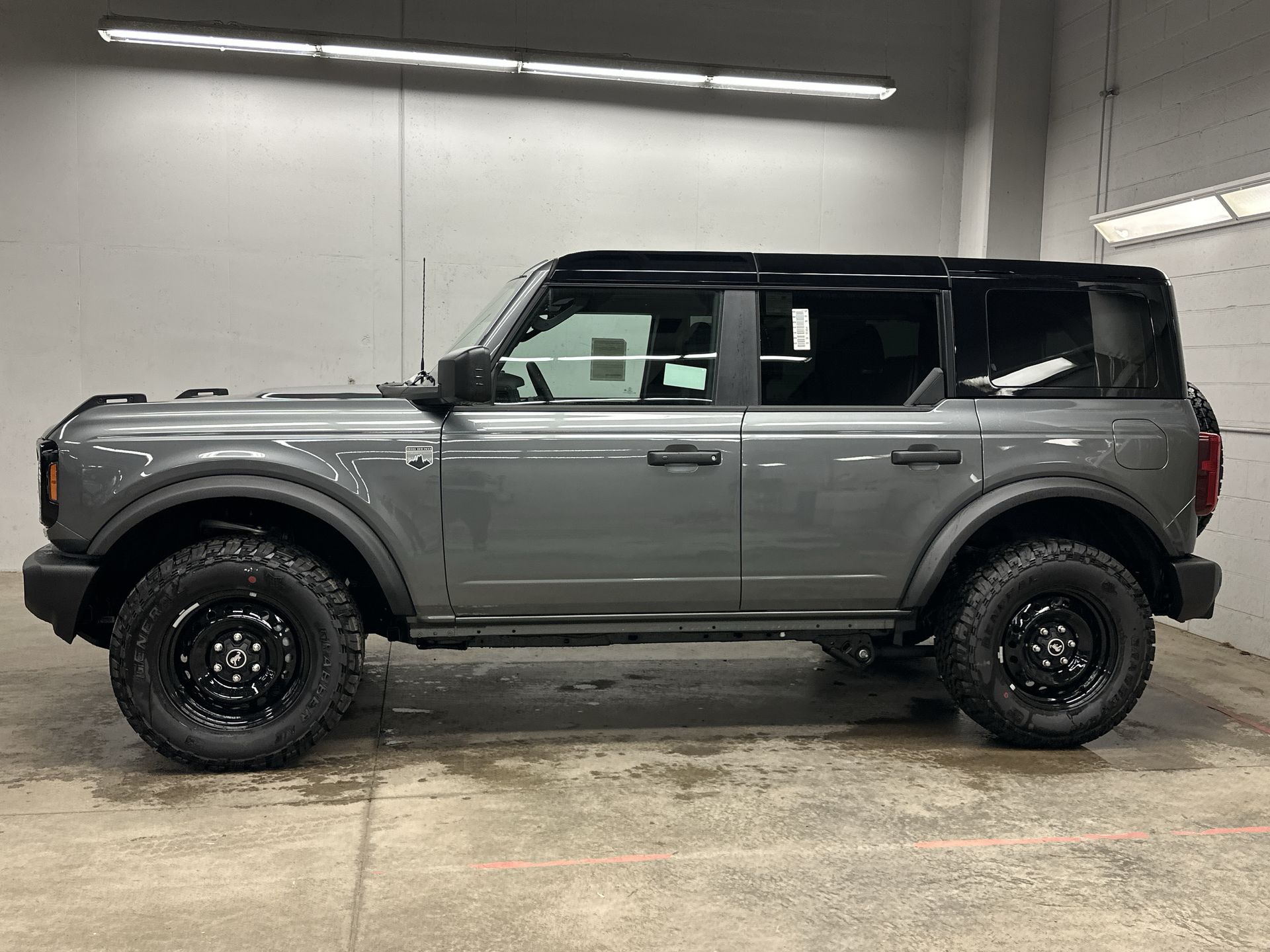 Thumbnail: 2026 Ford Bronco - 2