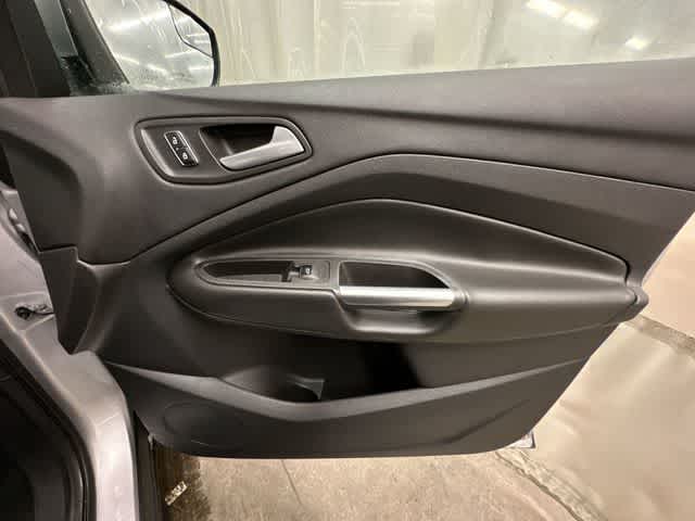 Thumbnail: 2014 Ford Escape - 24