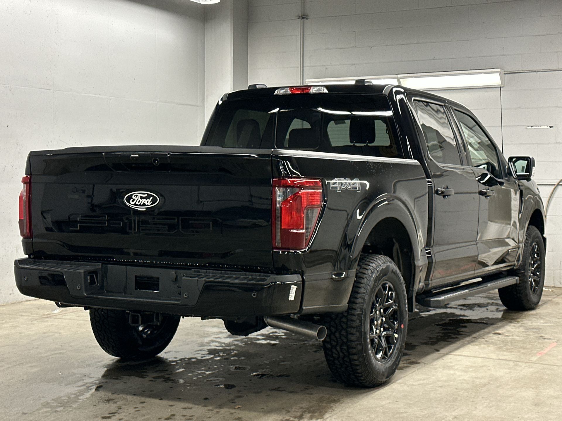 Thumbnail: 2025 Ford F-150 - 32