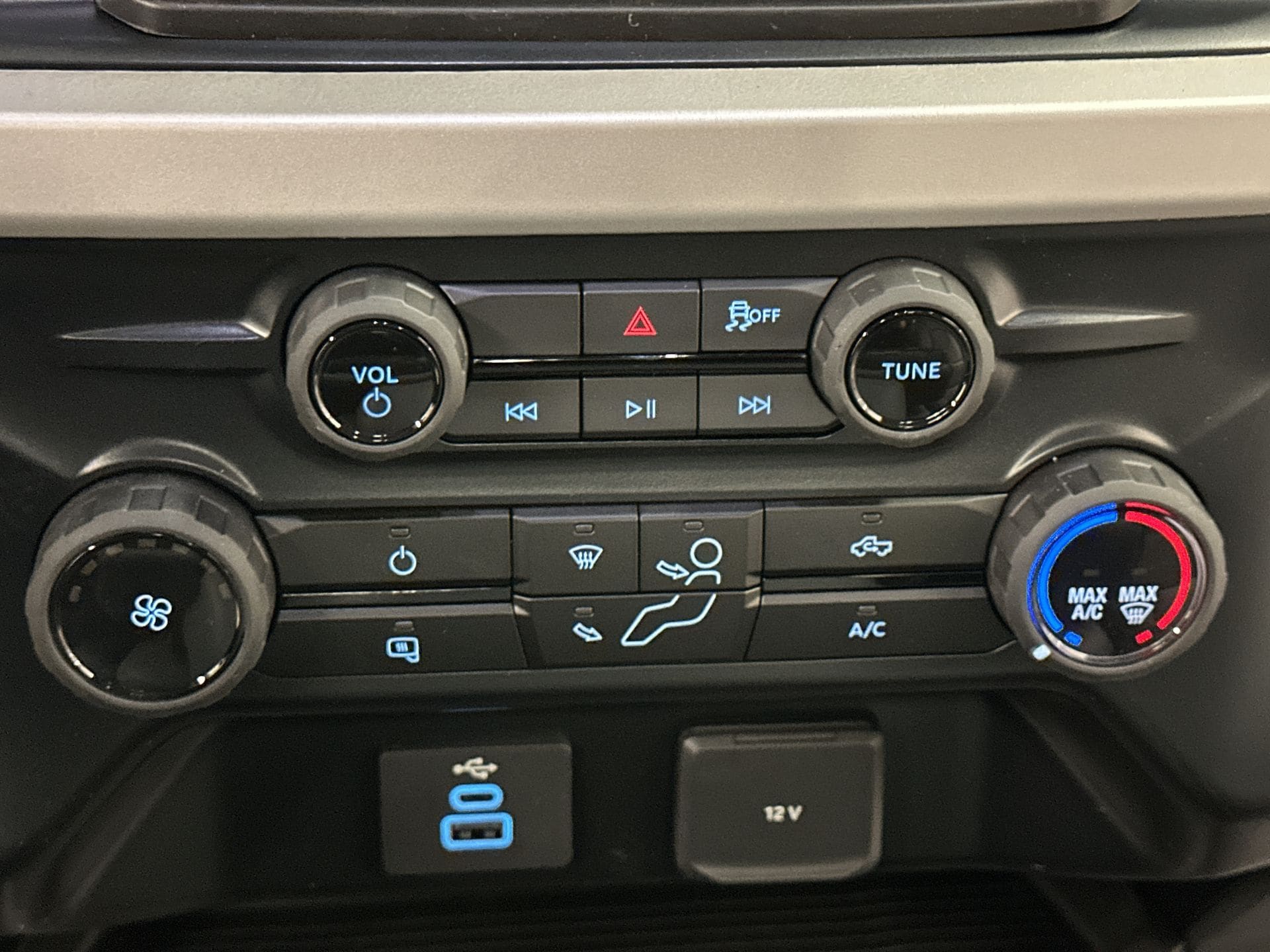 Thumbnail: 2026 Ford  - 12