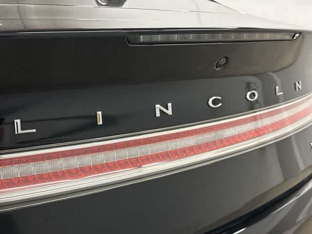 Thumbnail: 2020 Lincoln MKZ - 29