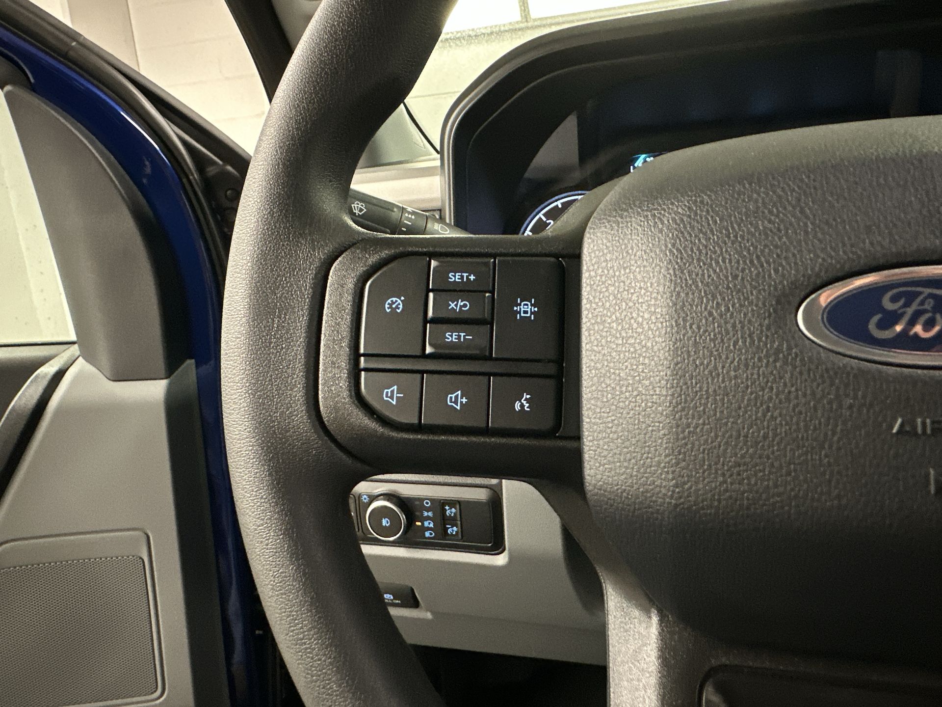 Thumbnail: 2026 Ford Econoline - 8