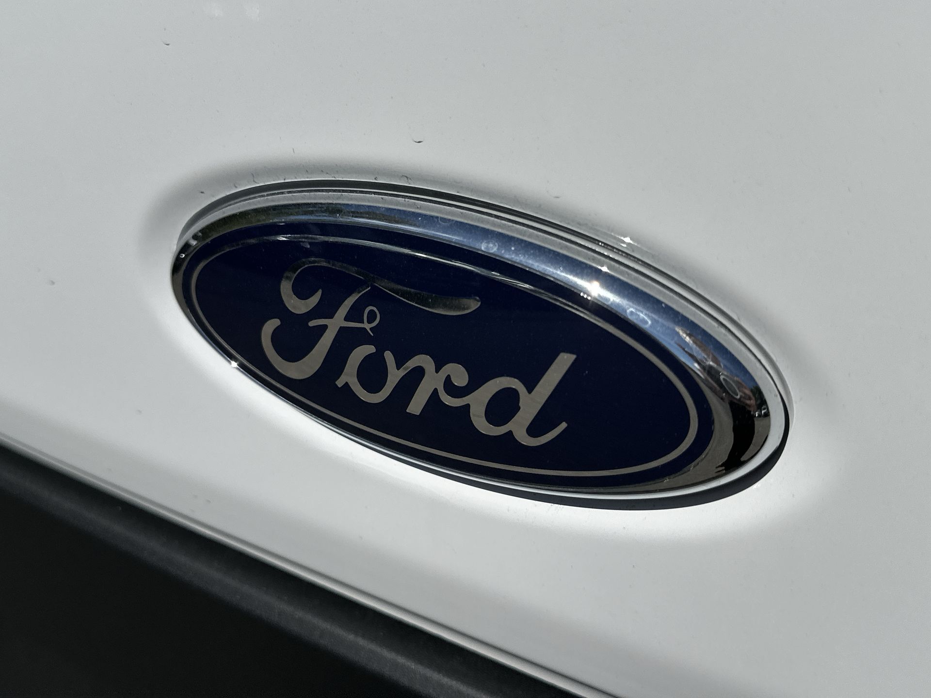 Thumbnail: 2025 Ford Transit Series - 24