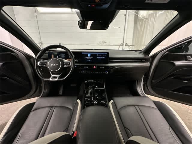 Thumbnail: 2025 Kia K5 - 21