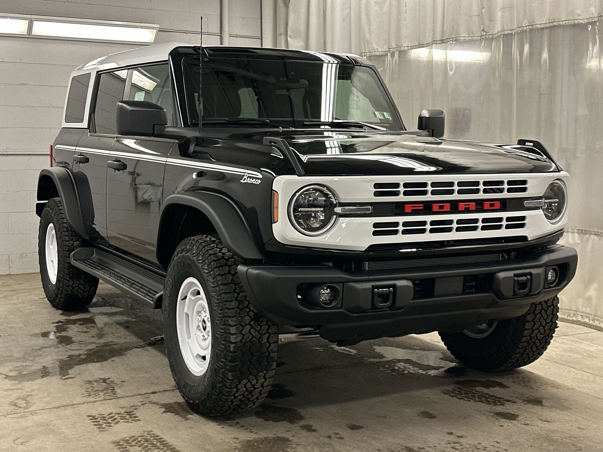 Thumbnail: 2026 Ford Bronco - 29