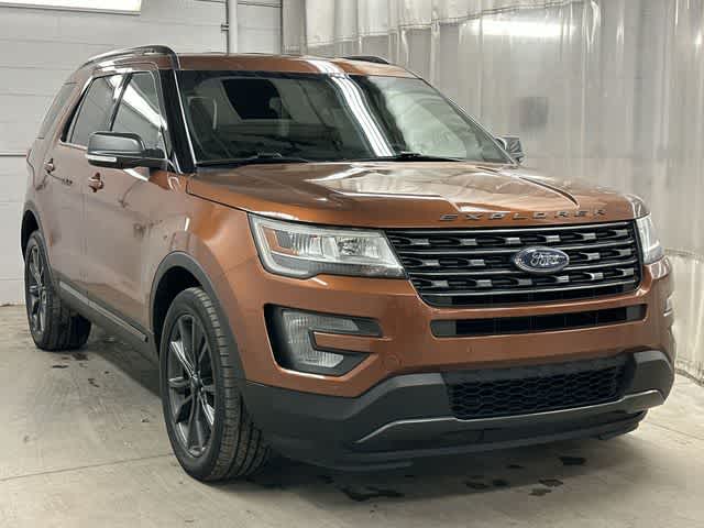 Thumbnail: 2017 Ford Explorer - 32