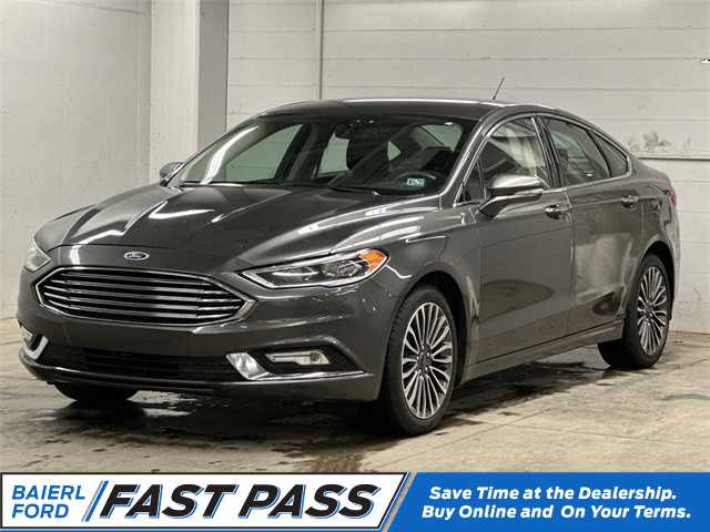 2017 Ford Fusion SE's photo