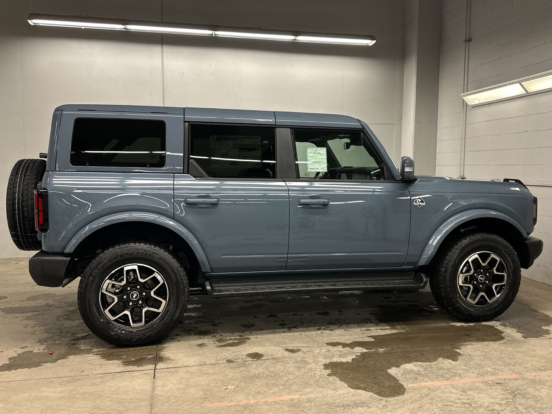 Thumbnail: 2025 Ford Bronco - 3