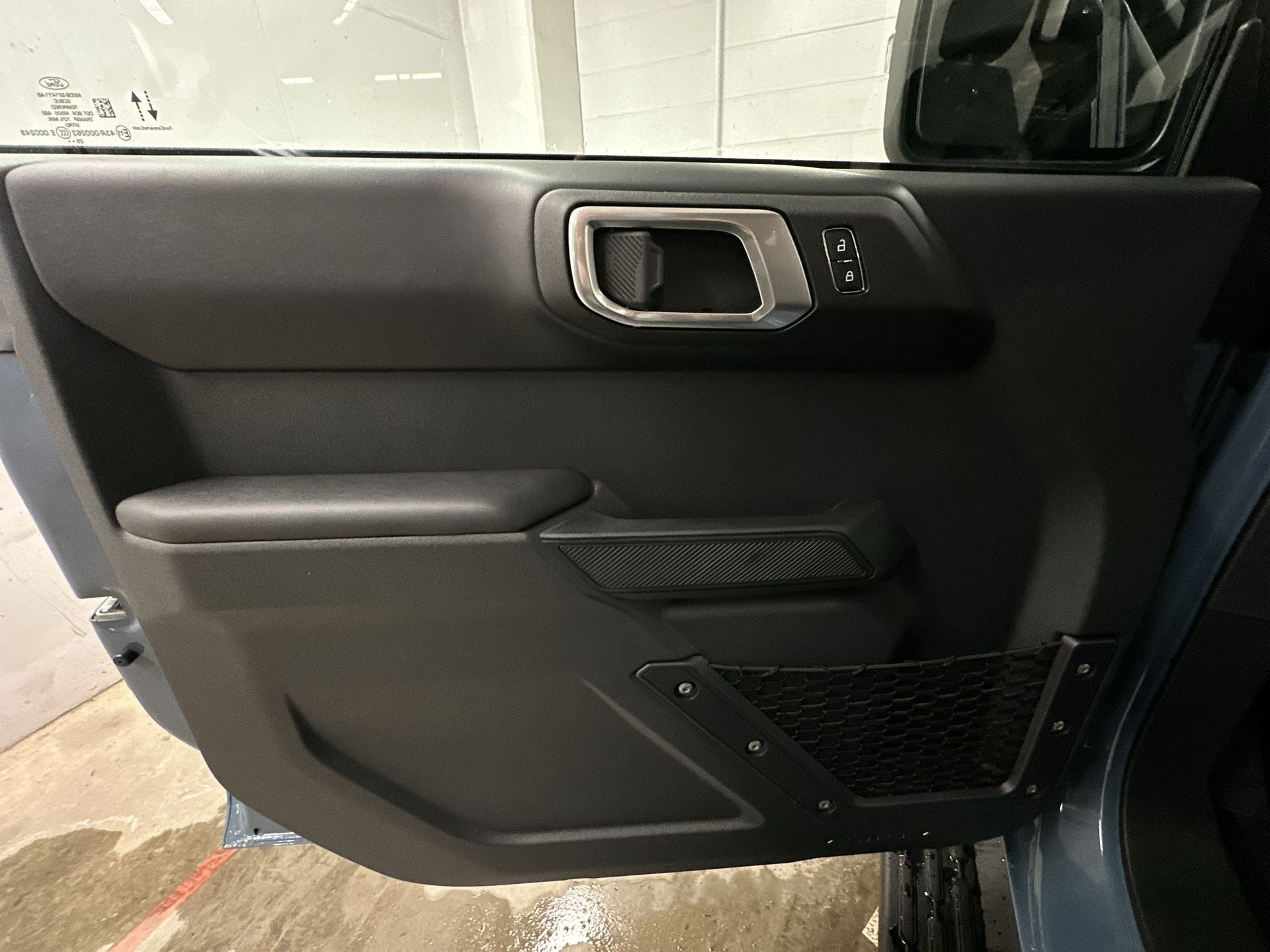 Thumbnail: 2025 Ford Bronco - 18