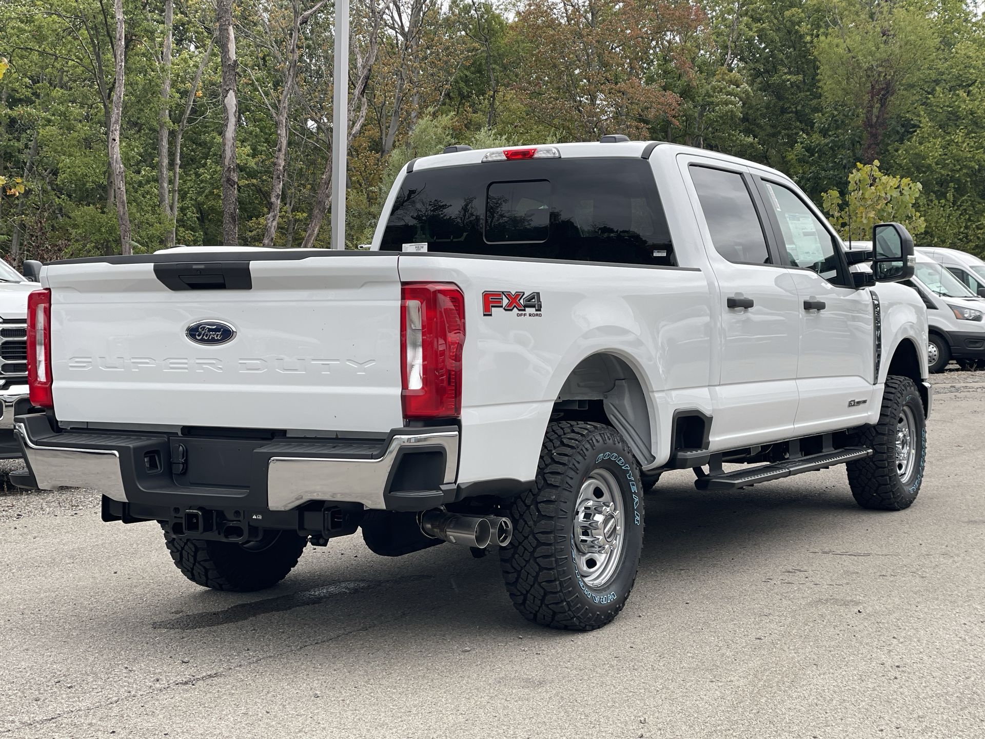 2024 Ford Econoline E-350 29