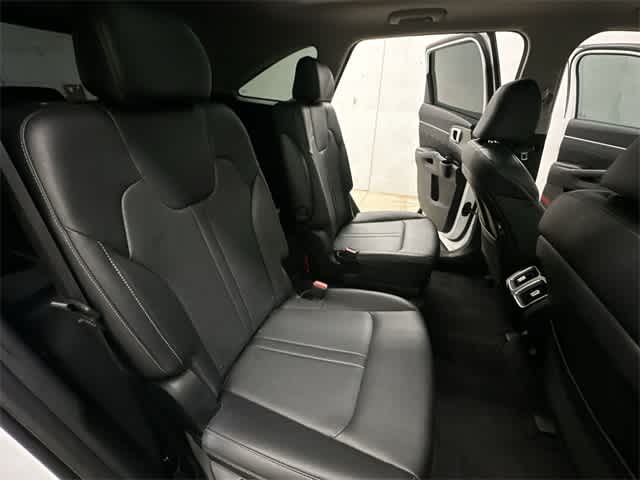 Thumbnail: 2022 Kia Sorento - 27