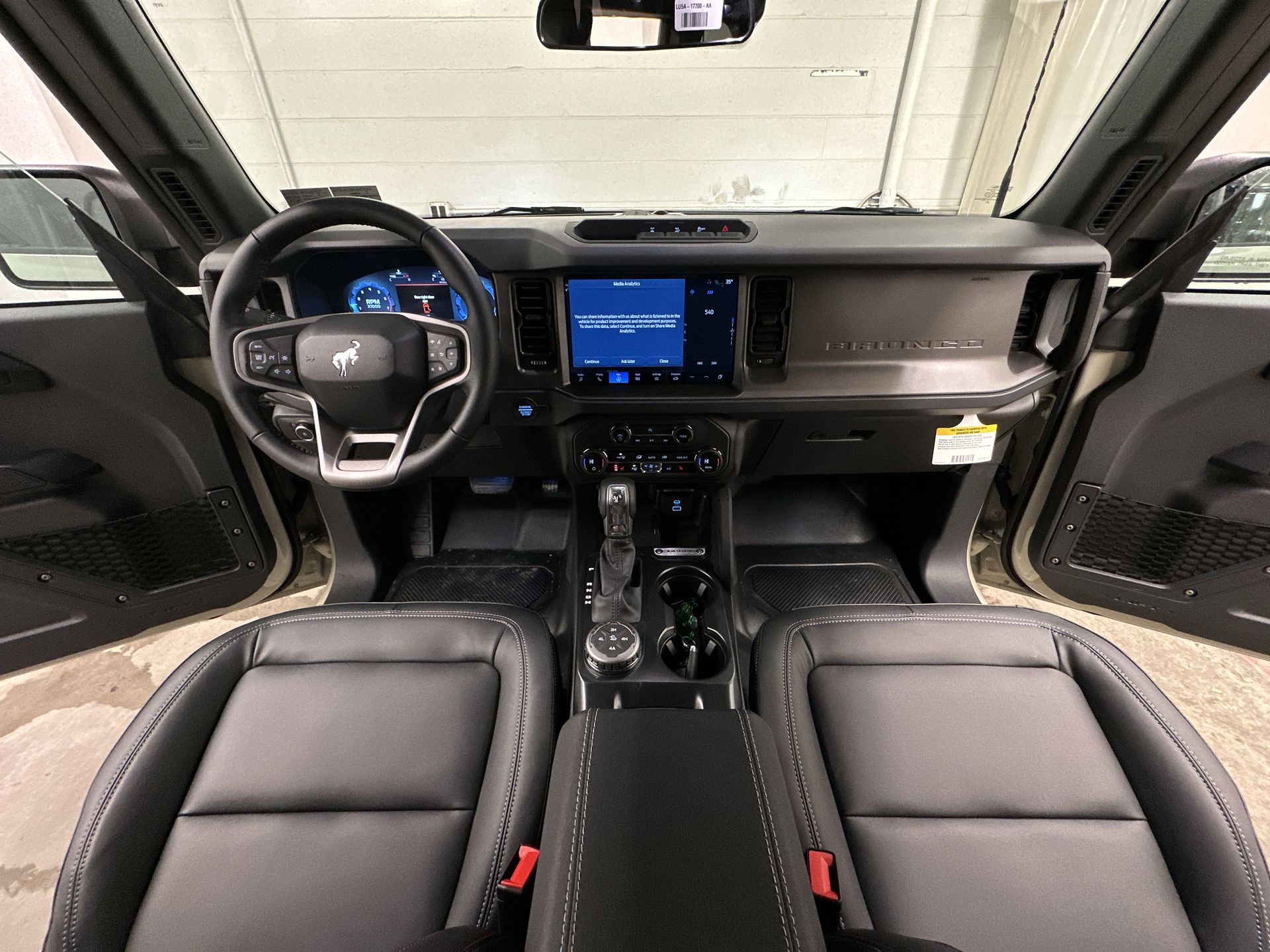 Thumbnail: 2025 Ford Bronco - 20