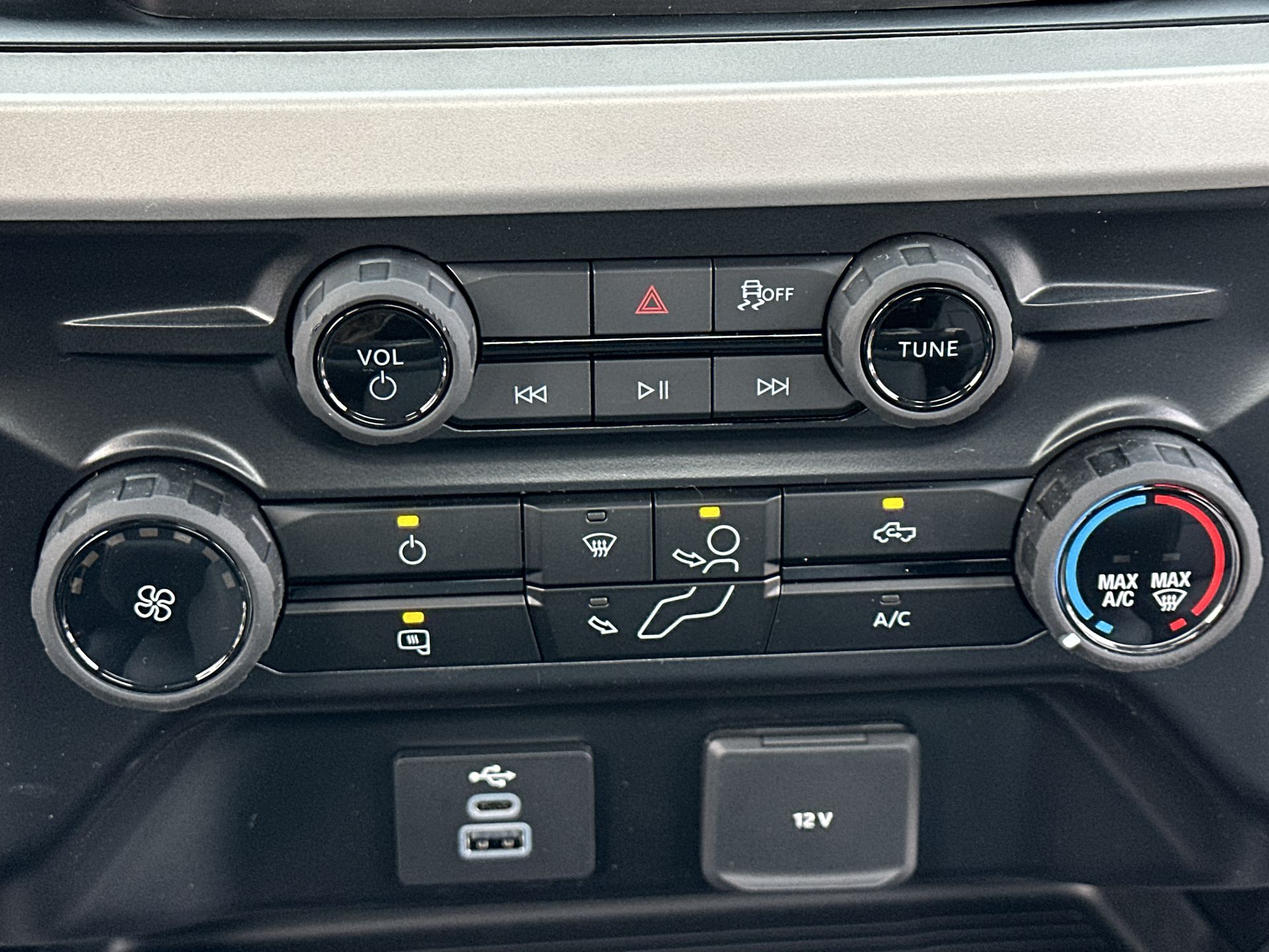 Thumbnail: 2026 Ford Econoline - 12