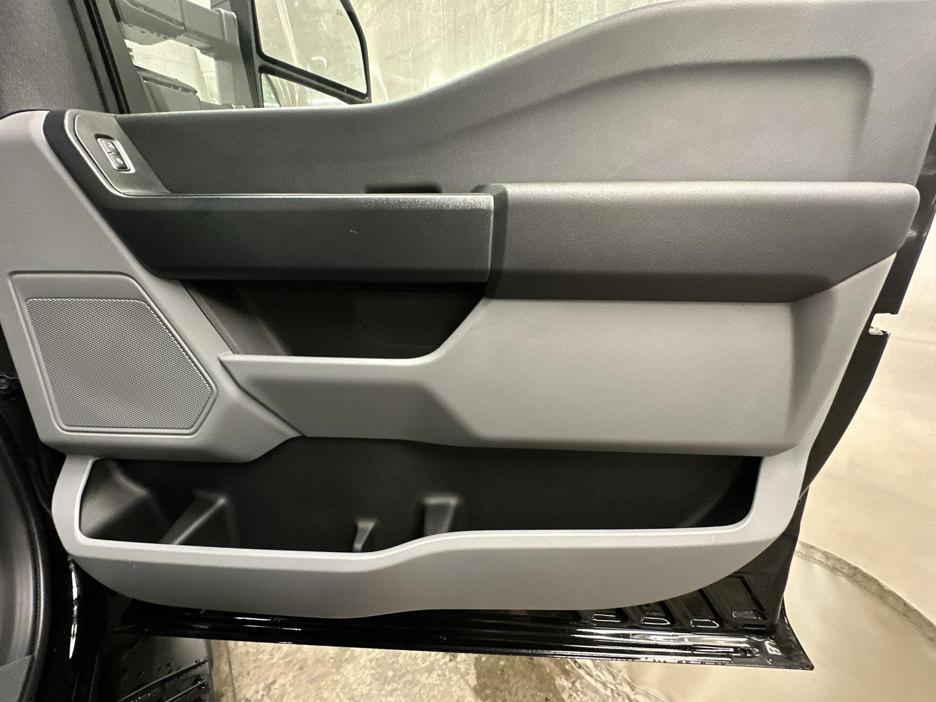 Thumbnail: 2026 Ford Econoline - 19