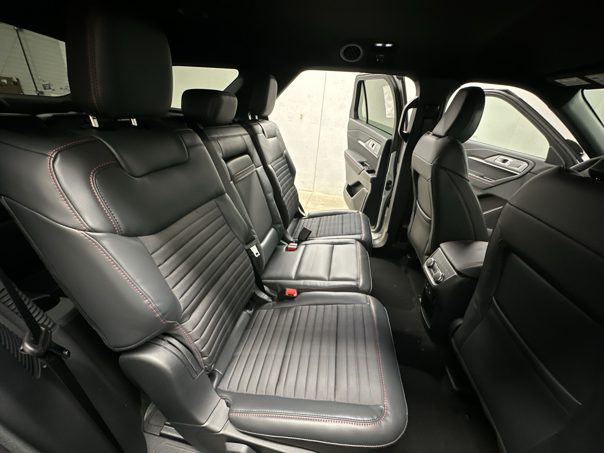 Thumbnail: 2026 Ford Explorer - 24