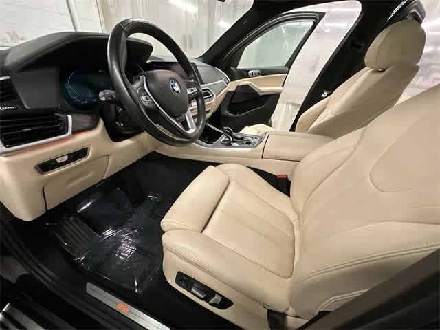 Thumbnail: 2022 BMW X5 - 17