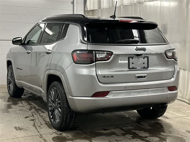 Thumbnail: 2022 Jeep Compass - 32