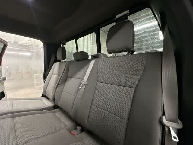 Thumbnail: 2019 Ford Econoline - 15