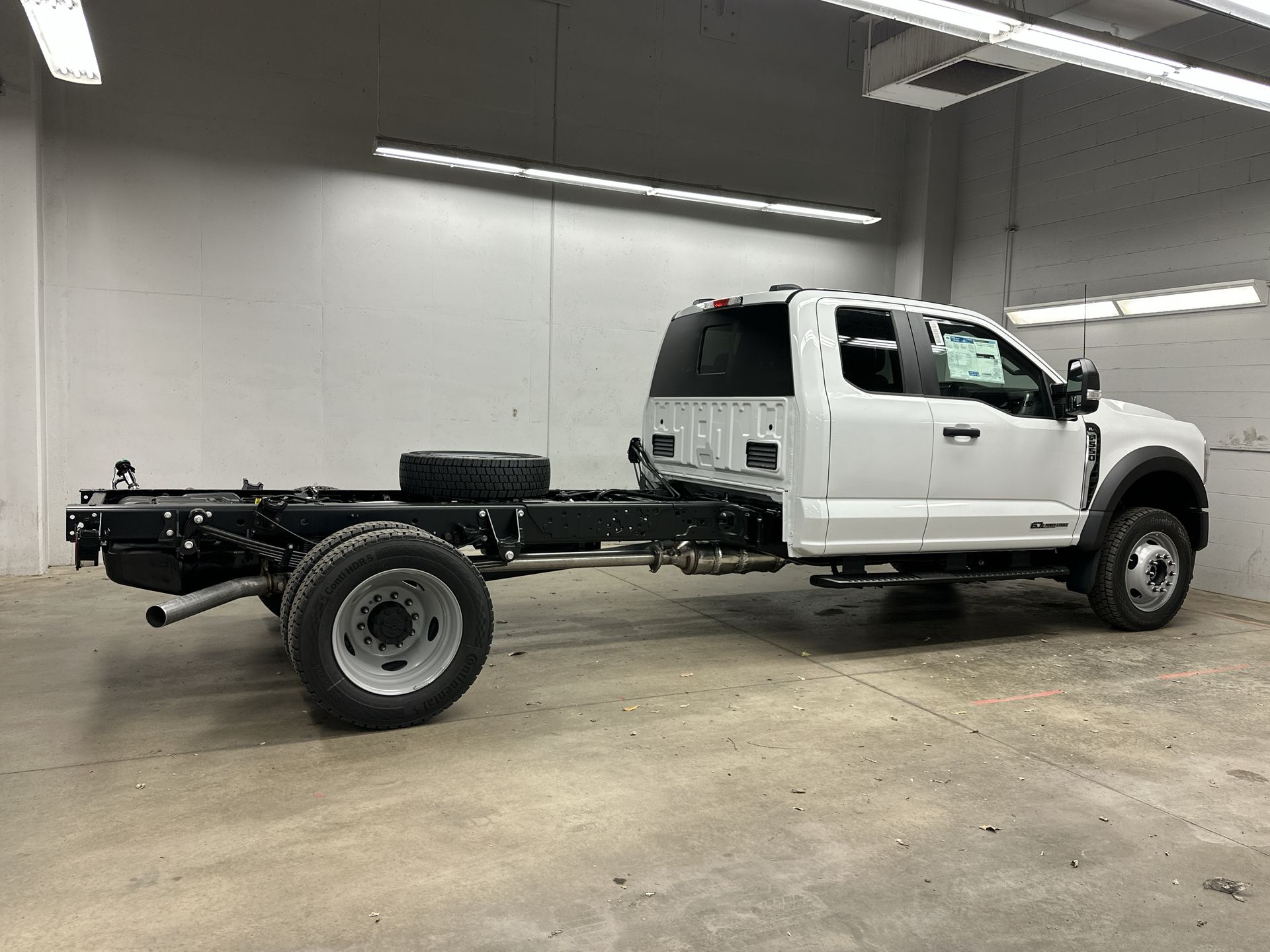 Thumbnail: 2026 Ford Econoline - 3