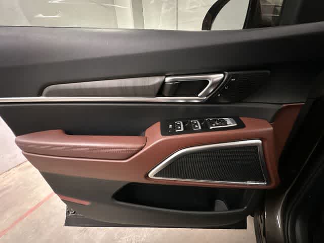 Thumbnail: 2023 Kia Telluride - 19
