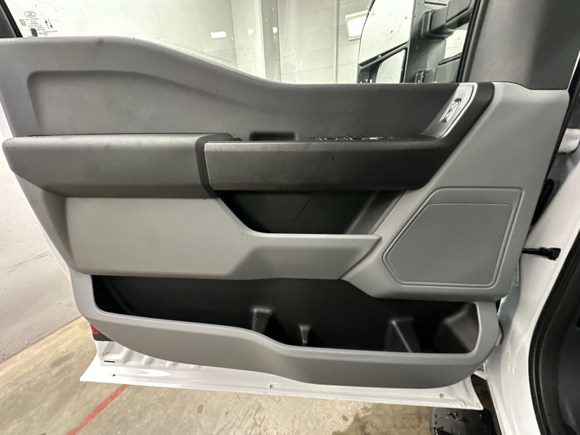 Thumbnail: 2026 Ford Econoline - 15