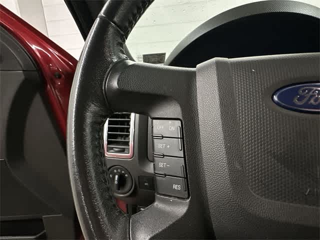 Thumbnail: 2011 Ford Escape - 9