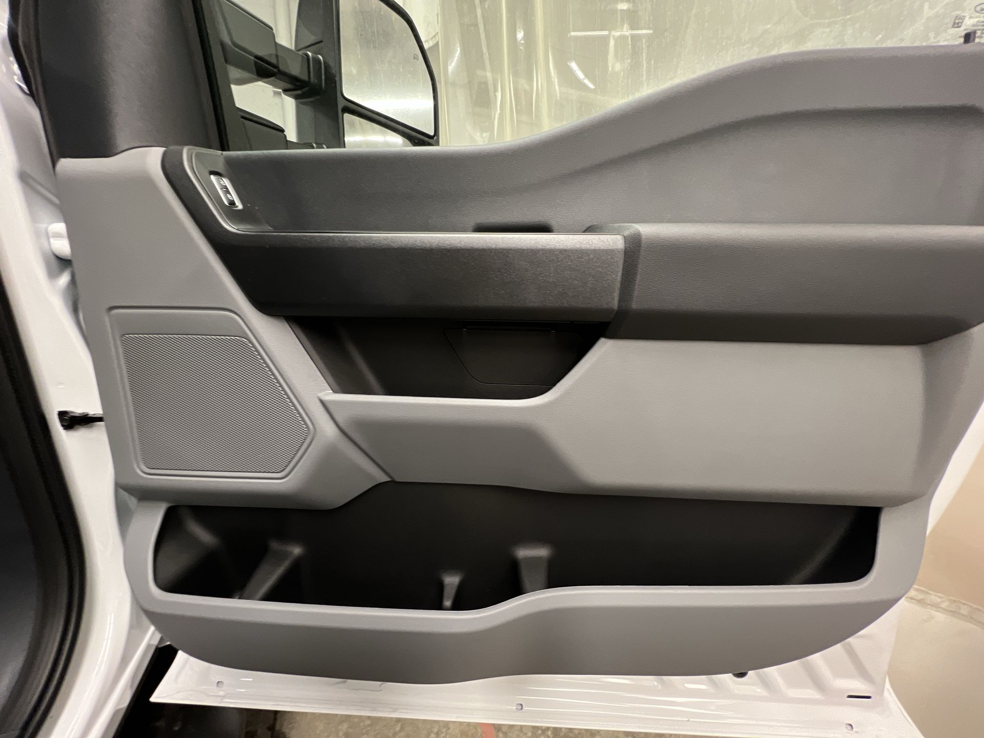 Thumbnail: 2025 Ford  - 18