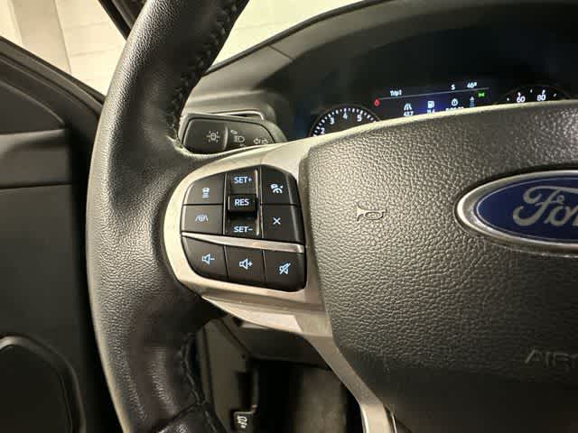 Thumbnail: 2022 Ford Explorer - 9