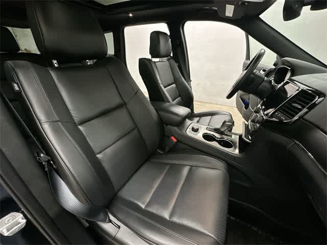 Thumbnail: 2021 Jeep Grand Cherokee - 24