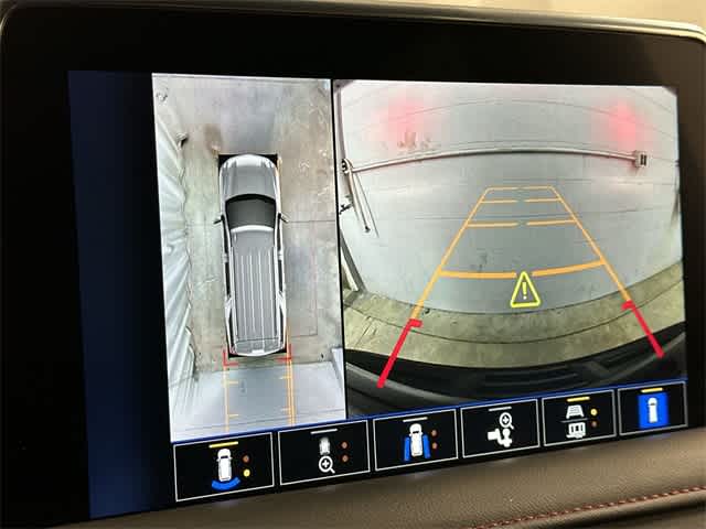 Thumbnail: 2023 Chevrolet Suburban - 13