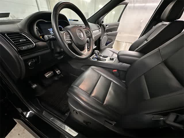 Thumbnail: 2021 Jeep Grand Cherokee - 17