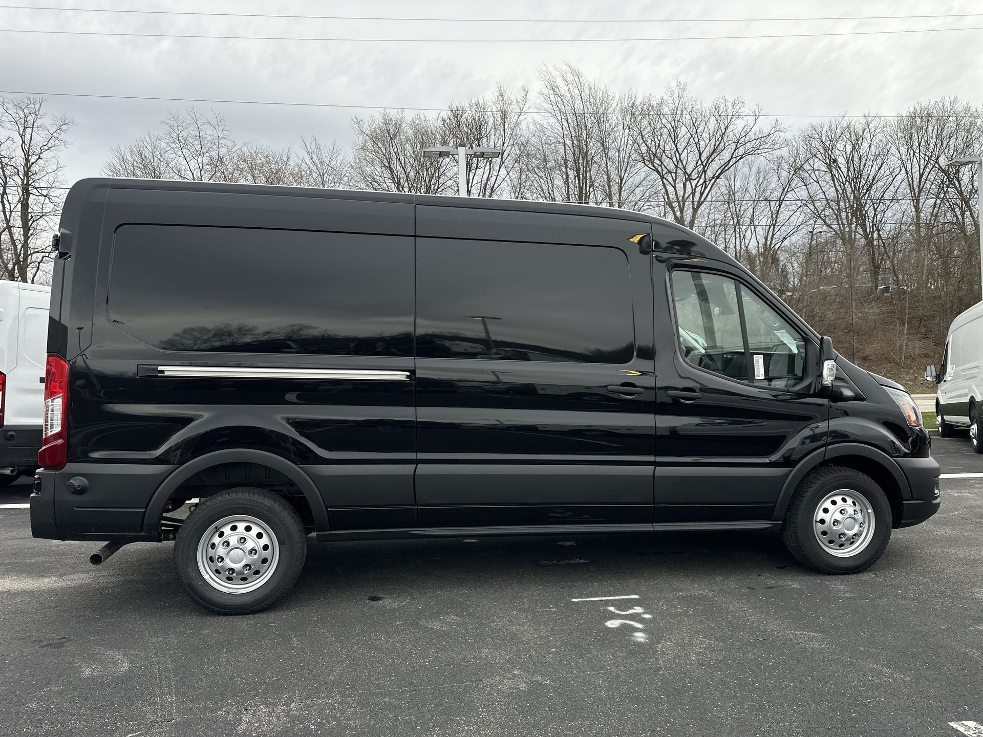 Thumbnail: 2026 Ford Transit Series - 3