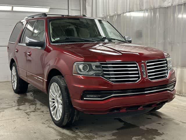 Thumbnail: 2015 Lincoln Navigator - 34