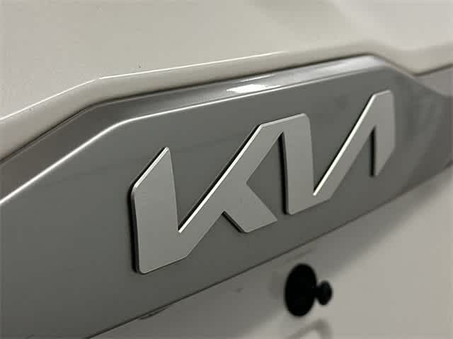 Thumbnail: 2023 Kia Seltos - 25