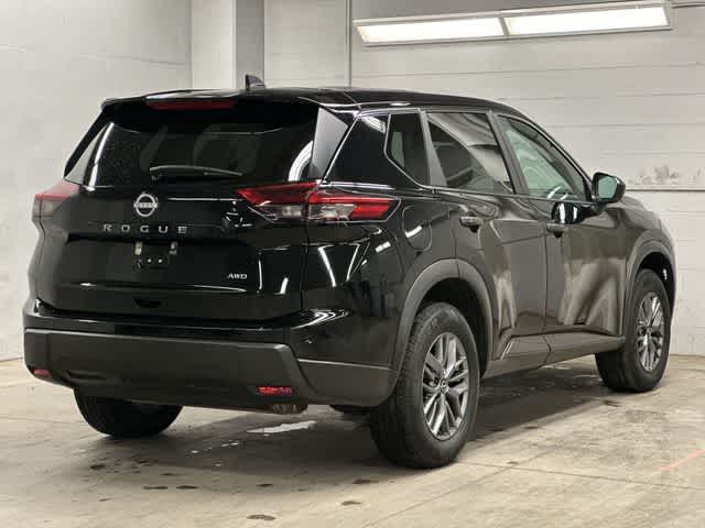 Thumbnail: 2024 Nissan Rogue - 30